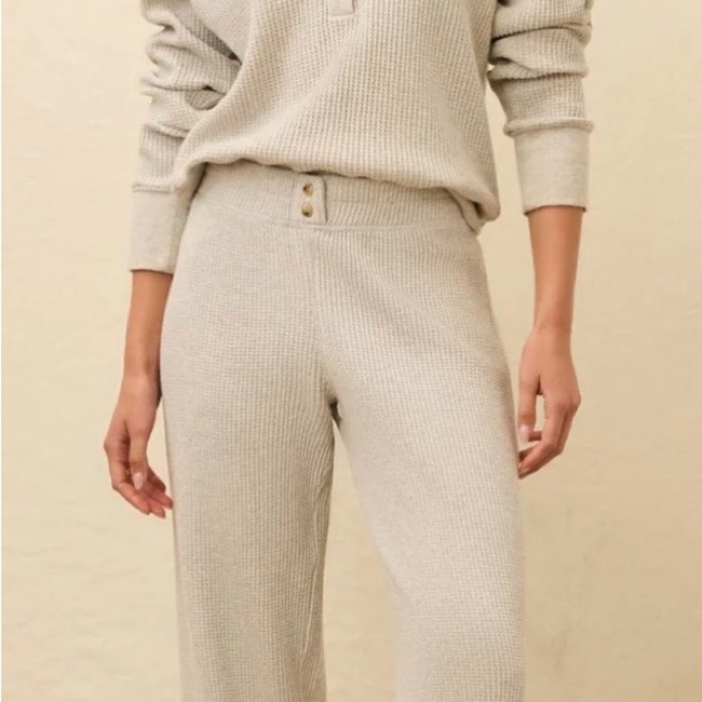 Faherty light grey small  Knit Hoodie and Wide-Leg Lounge Set